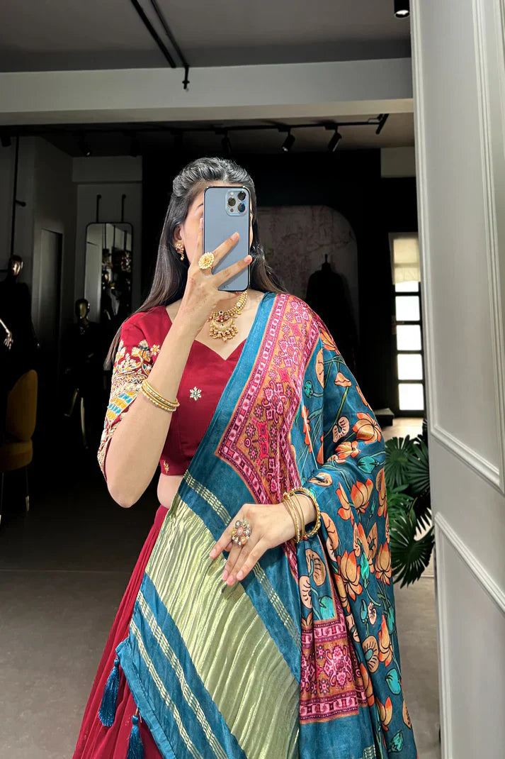 PREMIUM GEORGETTE WITH SEQUANCE AND THREAD EMBROIDERED WORK LEHENGA CHOLI WITH PURE GAJI SILK DUPATTAPFAB1104) (01)