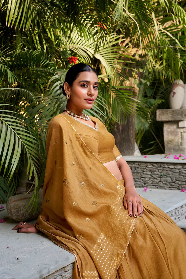 PURE CHANDERI ZARI WEAVING LEHENGA CHOLI WITH SEQUINS EMBROIDERED DUPATTAPFAB195) (01)