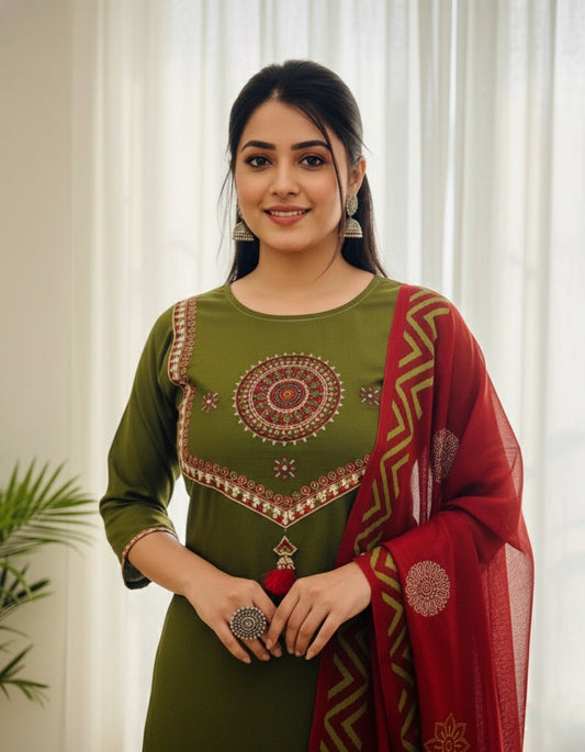 Amayra Arjakh Cotton Kurti Pant Dupatta Set – Thread & Lace