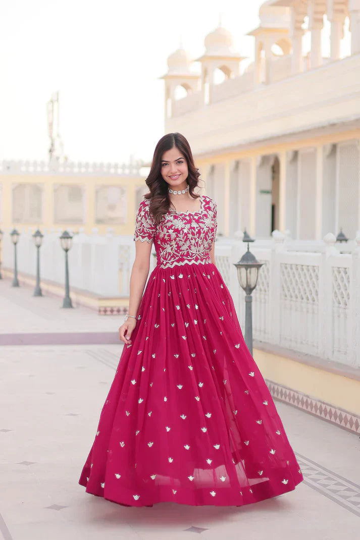 DESIGNER PREMIUM GOWN PFAB131) (01)