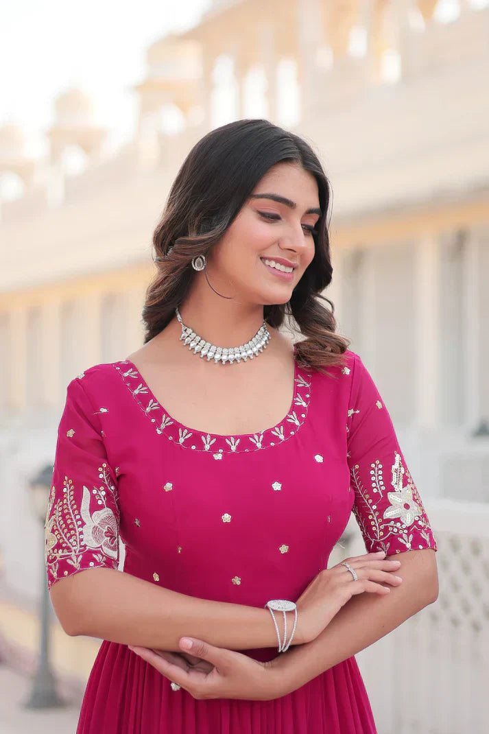 PREMIUM DESIGNER GOWNPFAB126) (01)