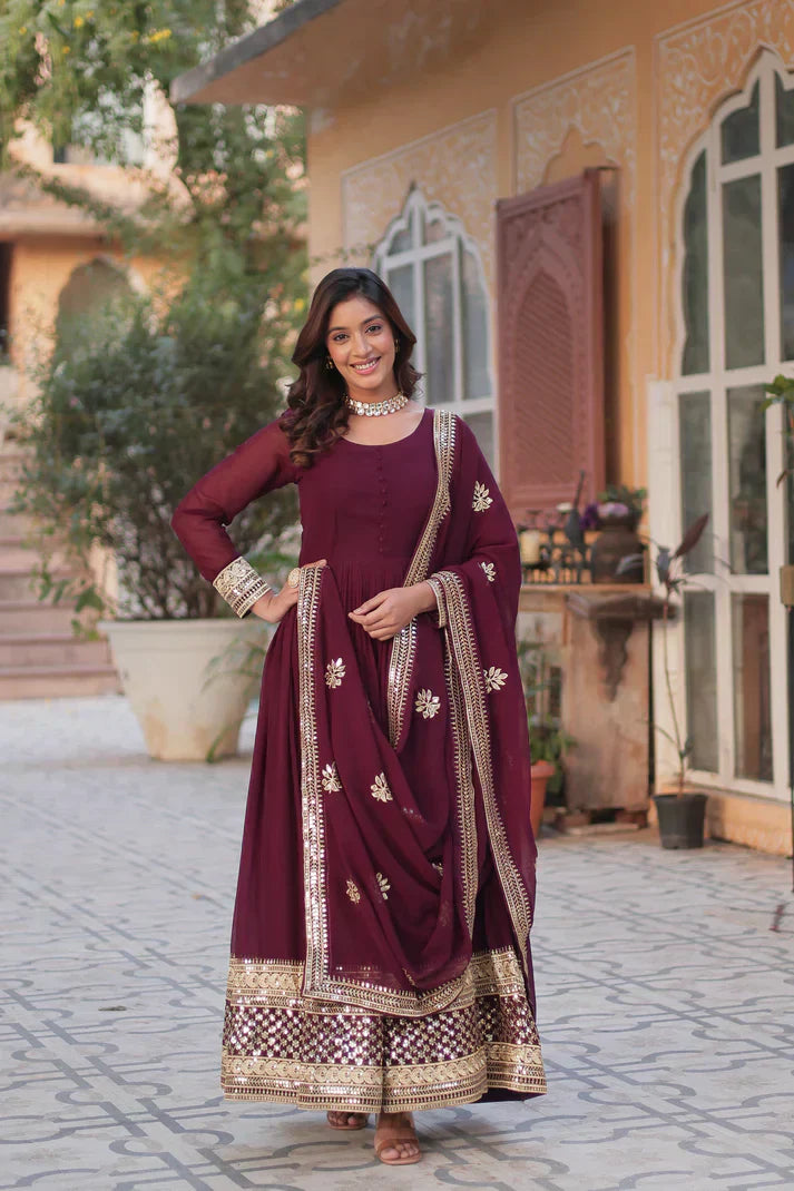 WEDDING SPECIAL FAUX BLOOMING EMBRIDERED GOWN WITH DUPATTAPFAB152) (01)