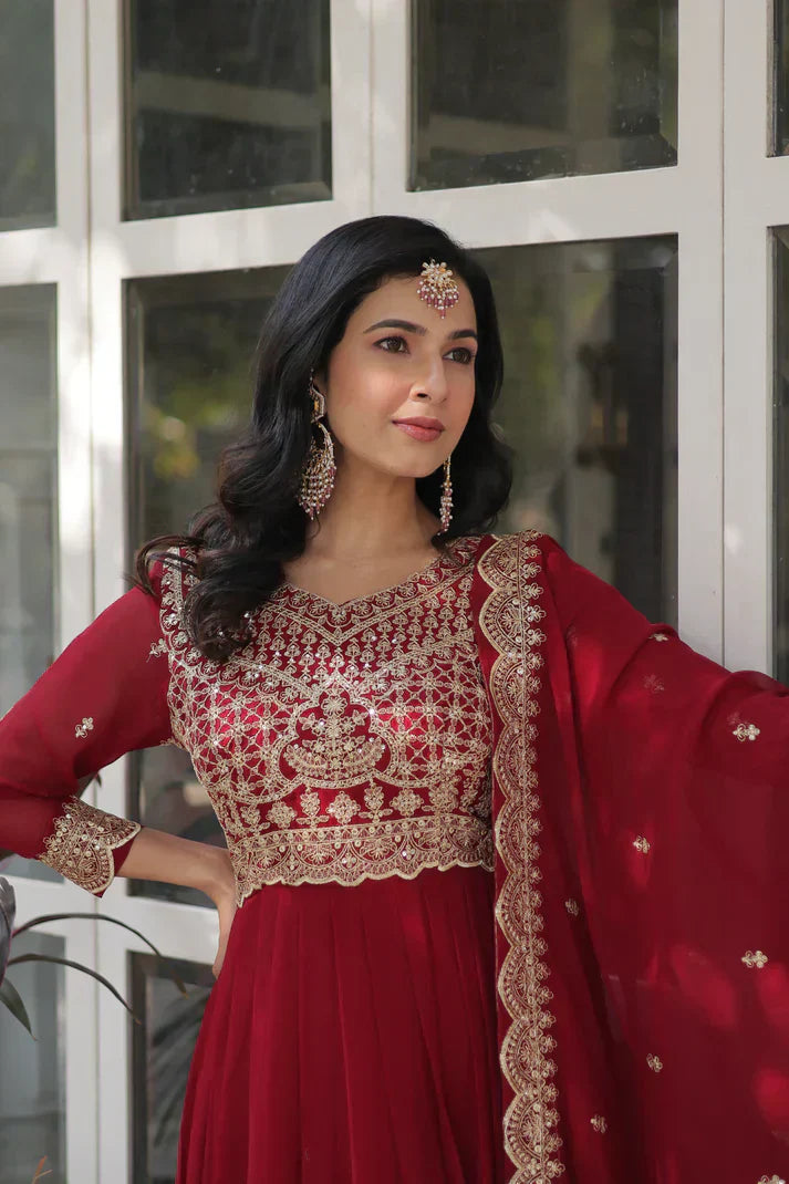 WEDDING SPECIAL BLOOMING EMBROIDERED GOWN WITH DUPATTAPFAB153) (01)