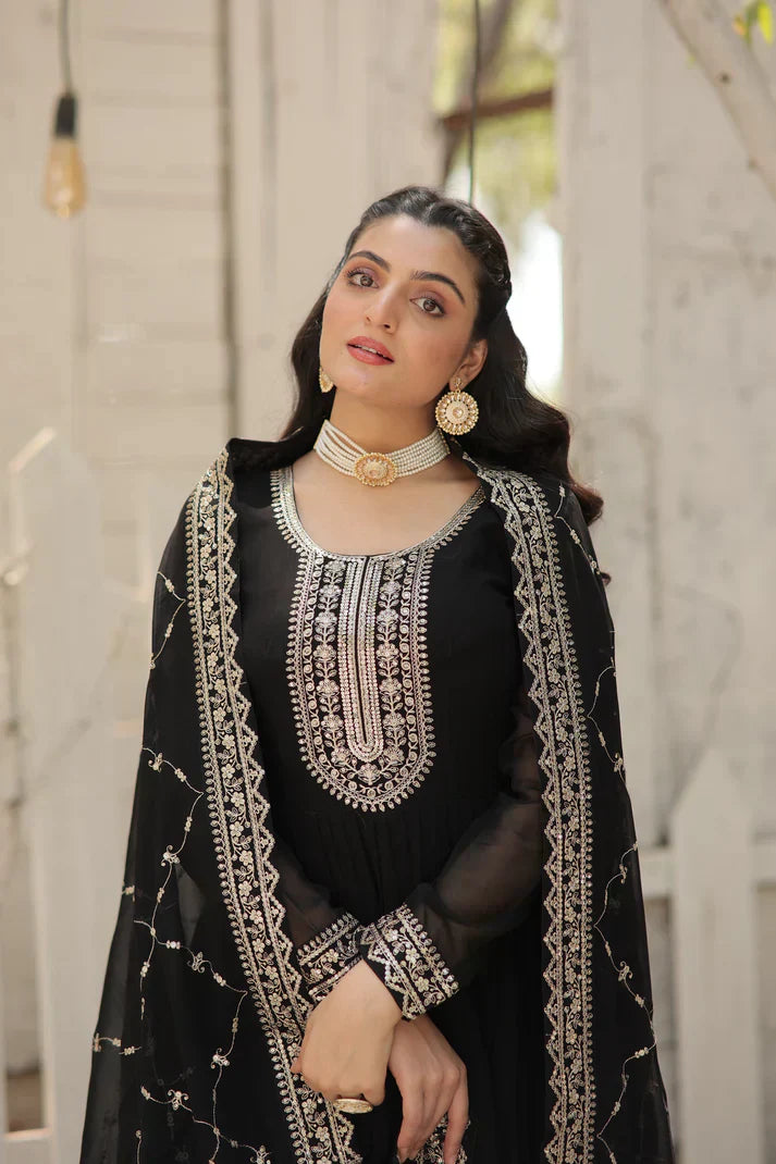 PREMIUM DESIGNER GOWN WITH DUPATTAPFAB103) (02)