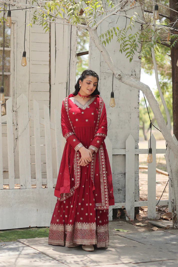 PREMIUM DESIGNER GOWN WITH DUPATTAPFAB124) (01)