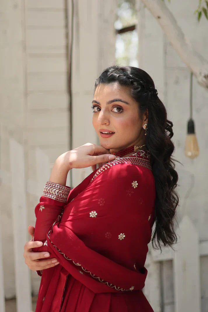 PREMIUM DESIGNER GOWN WITH DUPATTAPFAB124) (01)