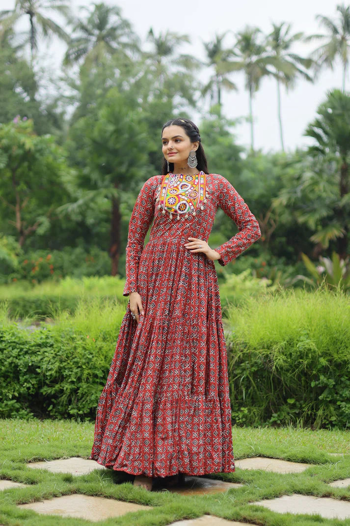 NAVRATRI SPECIAL COTTON GAMTHI PATCH WORK GOWN PFAB149) (01)