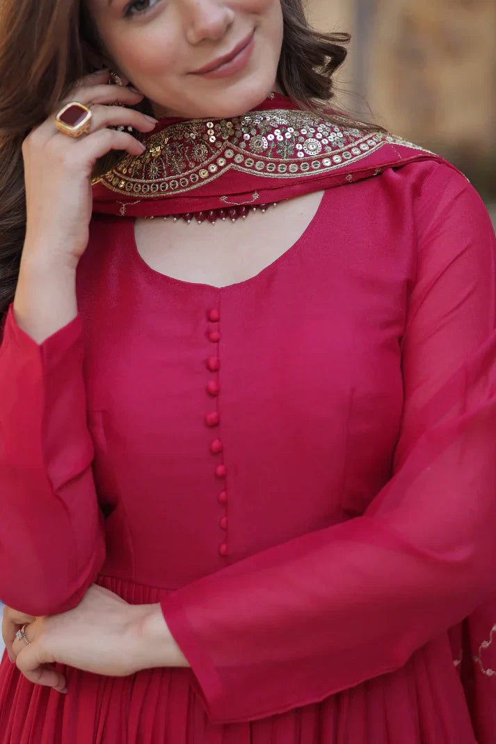 WEDDING SPECOAL STAR GEORGETTE GOWN WITH DUPATTAPFAB154)