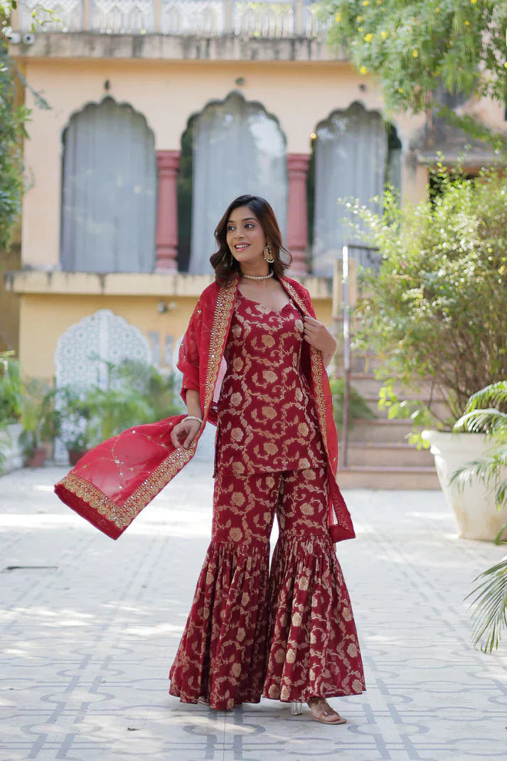 WEDDING SPECIAL VISCOSE GEORGETTE JACQUARD GHARARA SET WITH DUPATTAPFAB1120)