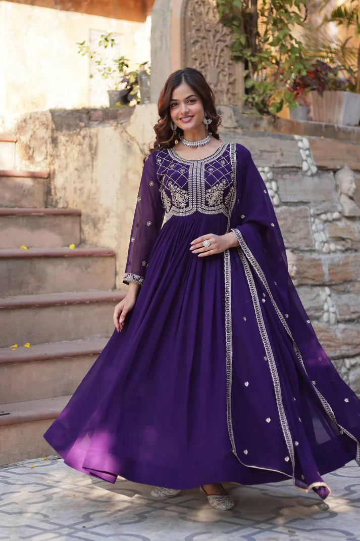 FAUX BLOOMING SEQUANCE EMBROIDERED GOWN WITH DUPATTAPFAB180) (01)