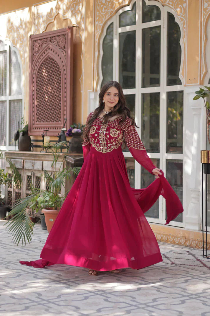 BLOOMING GEORGETTE EMBROIDERED GOWN WITH DUPATTAPFAB198)