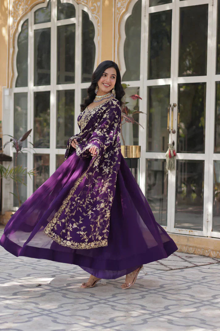 FAUX BLOOMING WITH SEQUANCE EMBROIDERED GOWN WITH DUPATTAPFAB186) (01)