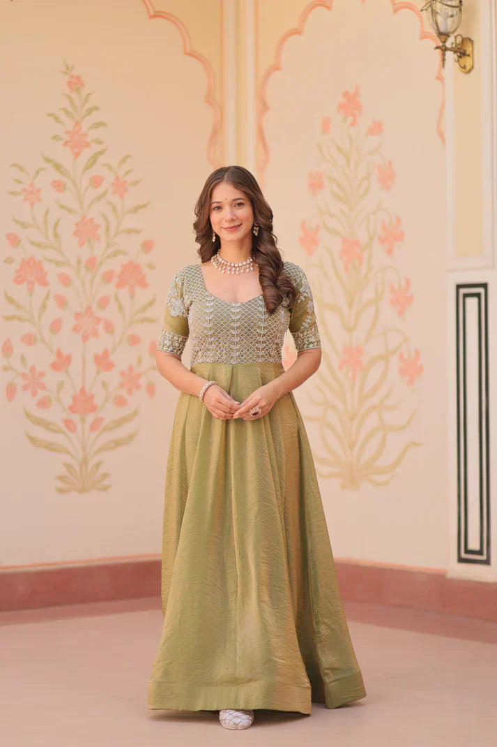 FENDY BEADS EMBROIDERED GOWNPFAB163)