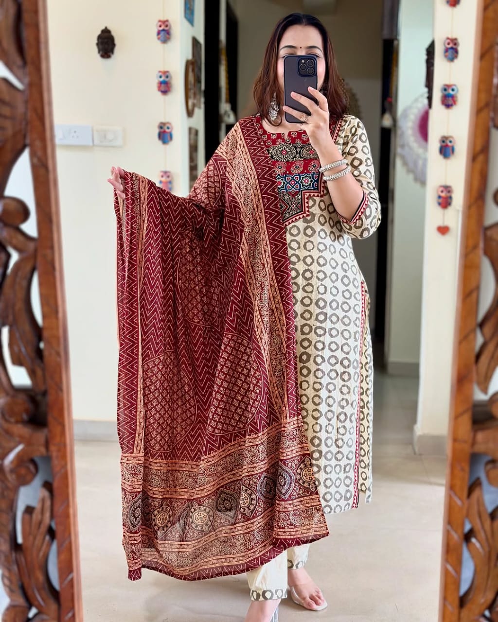 Featuring Fully Elegant Premium Muslin Suit Set Which is Beautifully Decorated With Hand Khatli Work And Original Mirror Work With Butti Pattern(PFAB108)