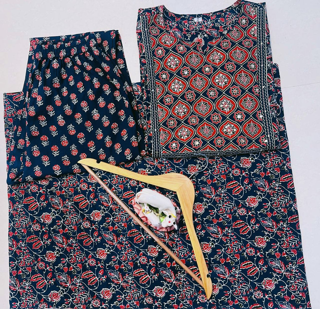 superhit design for festivalseason*  Beautiful Jaipuri Printed Cotton Suit Set Cotton Kurta With Floral Print And Handwork detailing With Panel Work Paired Up With Cotton Pant and Duppatta🥰💫)