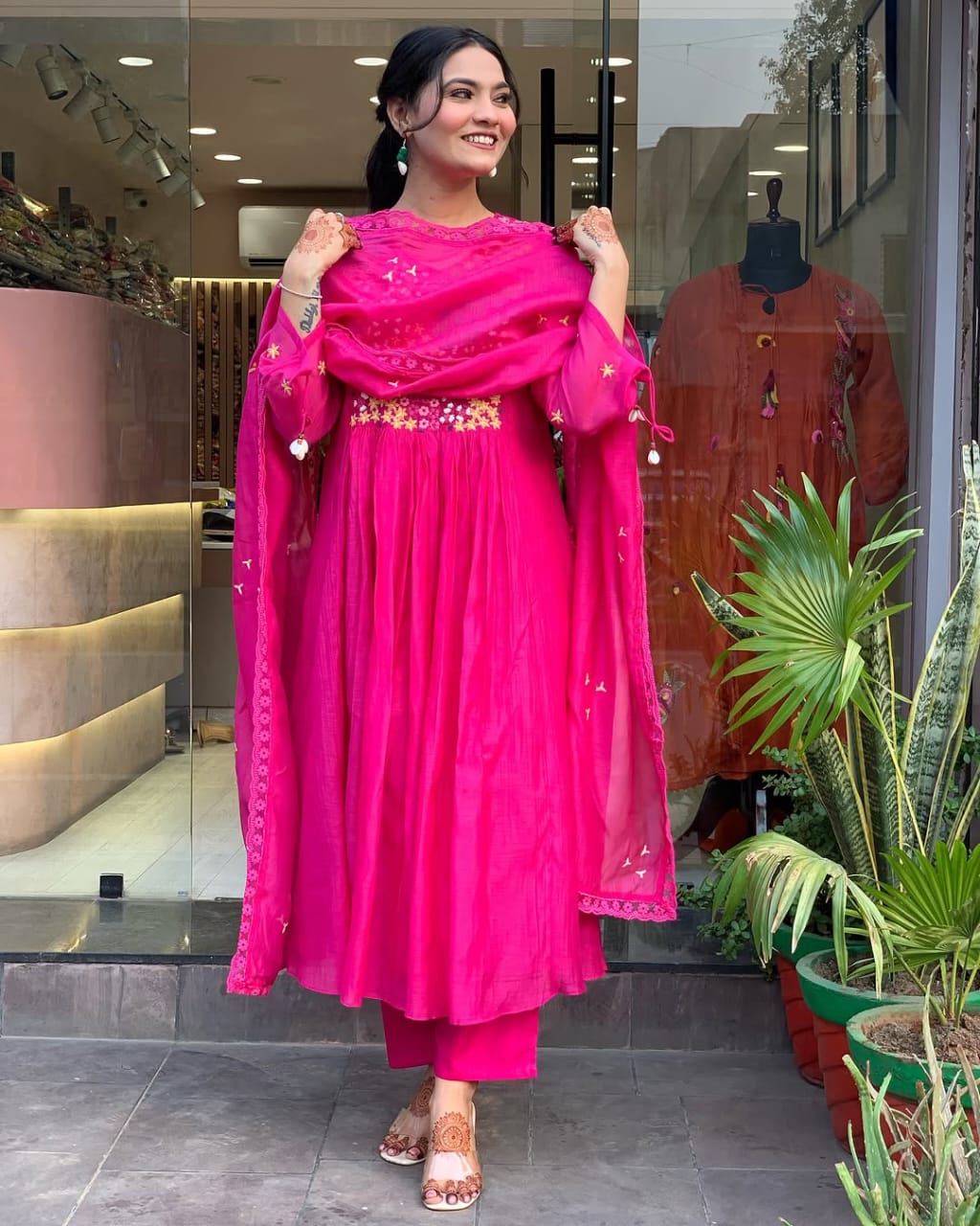 Pure Cotton60-60 super dyeing kurta with beautiful emb neck yoke  selves. cotton pant with emb full malmal dupatta. (PFAB161)