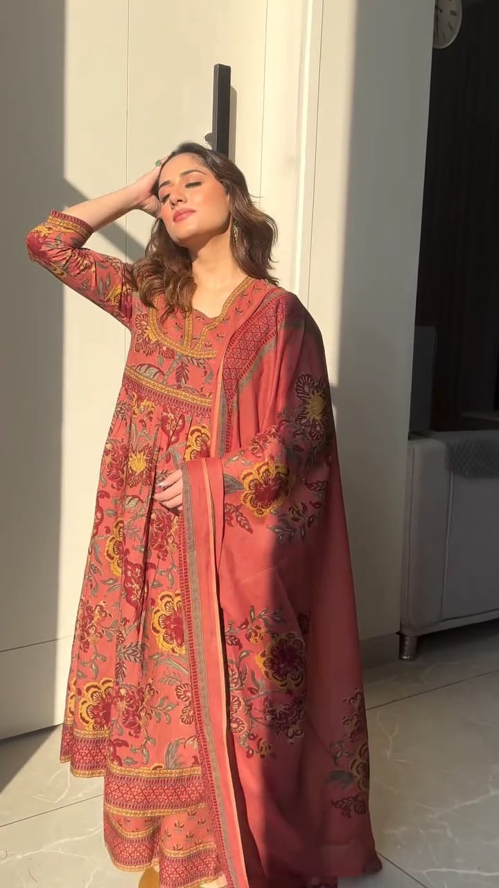 Premium cotton Anarkali suit set with hand work detailing on yoke paired with matching pant and full dupatta.(PFAB160)