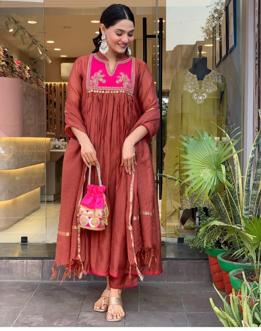 Shop our latest collection of Chanderi suit with cotton pant and dupatta 💗(PFAB140)