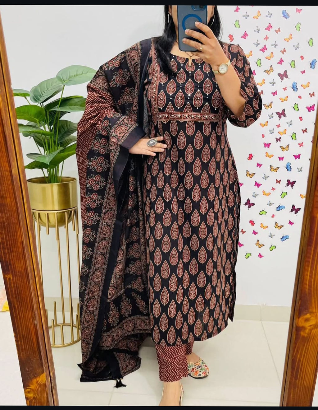 Premium fine cotton with handcrafted work on yoke paired with fine cotton dupatta with pant*....