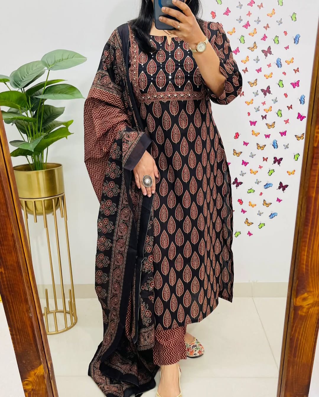 Premium fine cotton with handcrafted work on yoke paired with fine cotton dupatta with pant*....