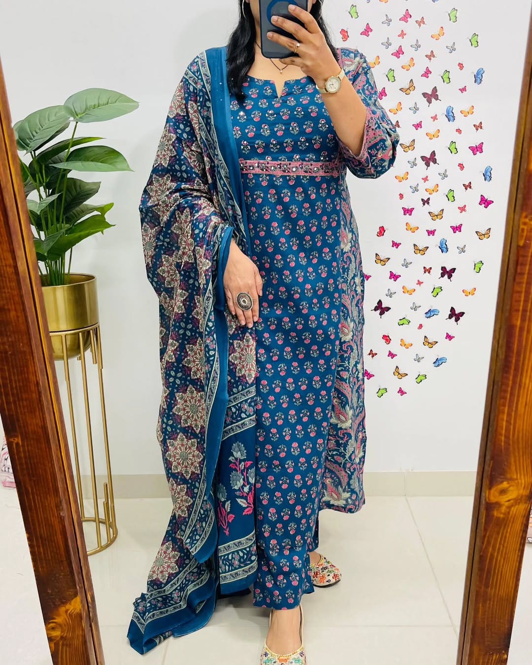 ❤️❤️❤️❤️❤️❤️❤️❤️*NEW COLOUR LUNCHING Voluminous Beutiful Suit Set*