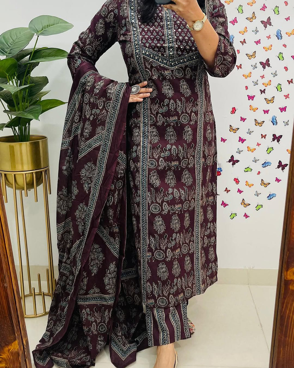 ❤️❤️❤️❤️❤️❤️❤️❤️*NEW COL❤️❤️❤️❤️❤️❤️❤️❤️*NEW COLOUR LUNCHING Voluminous Beutiful Suit Set*(PFAB1404)