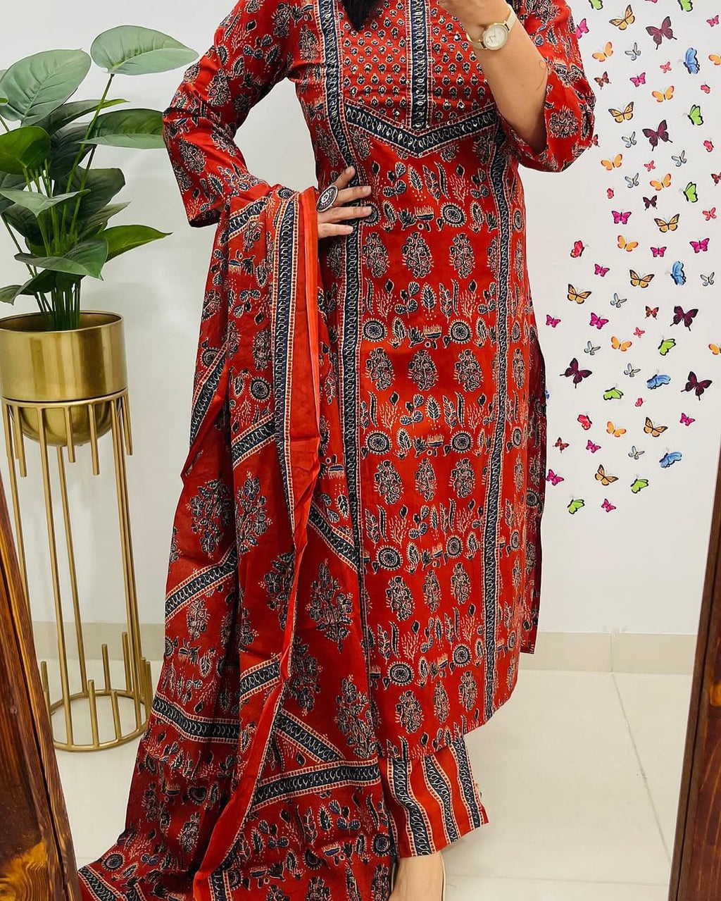 ❤️❤️❤️❤️❤️❤️❤️❤️*NEW COLOUR LUNCHING Voluminous Beutiful Suit Set(PFAB1403)