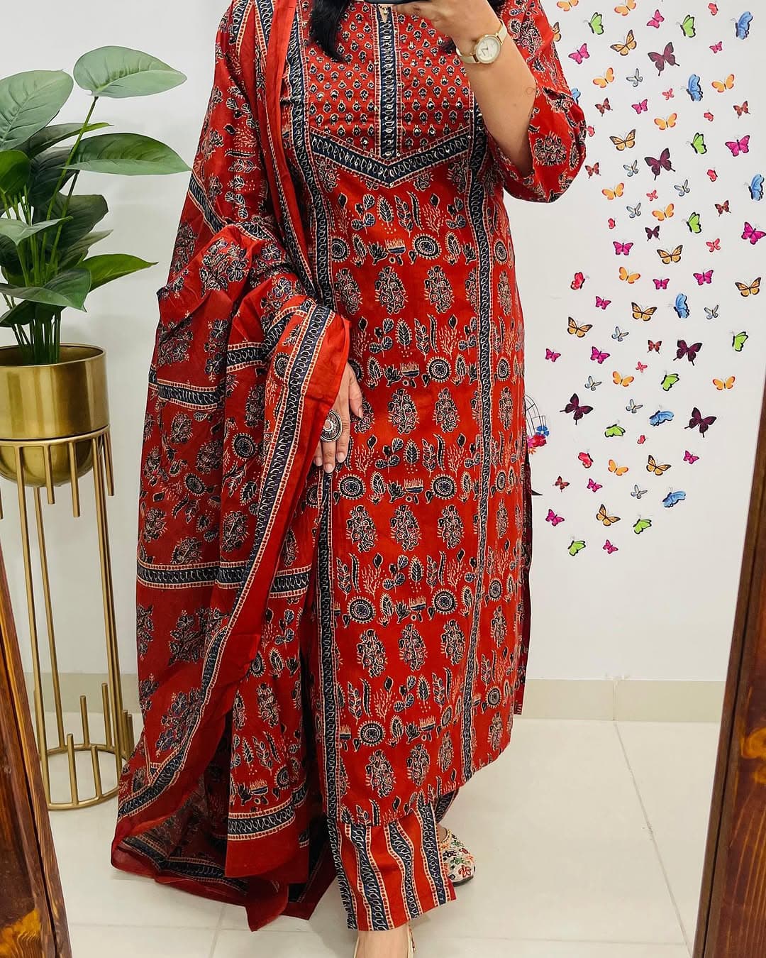 ❤️❤️❤️❤️❤️❤️❤️❤️*NEW COLOUR LUNCHING Voluminous Beutiful Suit Set(PFAB1403)