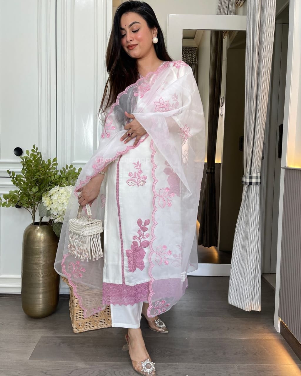 Beautiful cotton fabric kurti pant and dupatta.(PFAB1405)