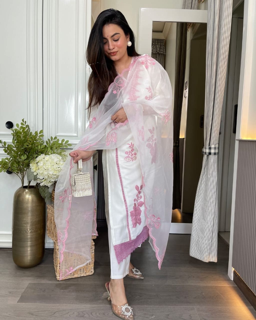 Beautiful cotton fabric kurti pant and dupatta.(PFAB1405)