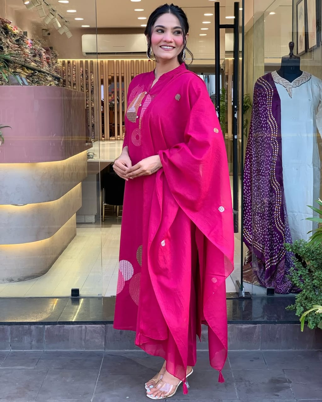 This Kurti,pant dupatta set is perfect for the summer season with its vibrant floral print and confident (PFAB1406)