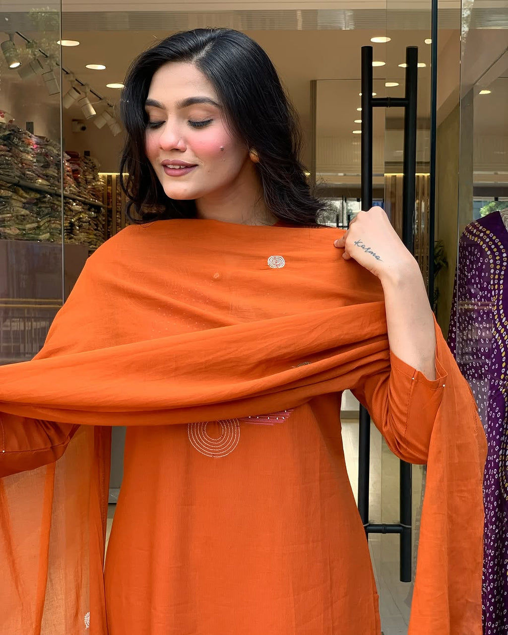 This Kurti,pant dupatta set is perfect for the summer season with its vibrant floral print and confident (PFAB1408)