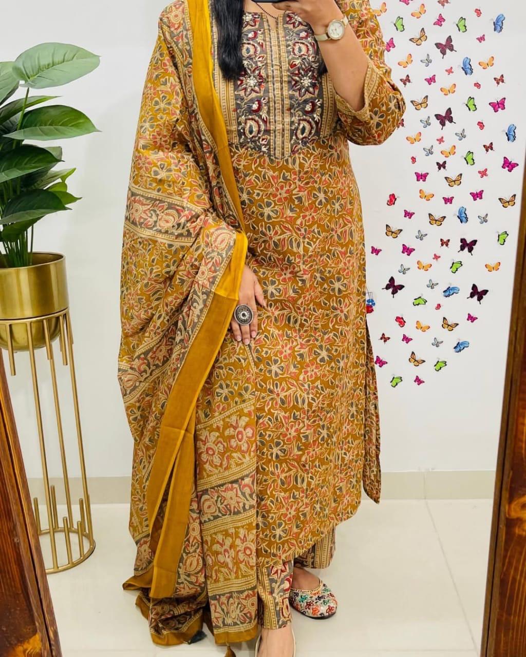 This Kurti,pant dupatta set is perfect for the summer season with its vibrant floral print and confident Plus(PFAB1416)