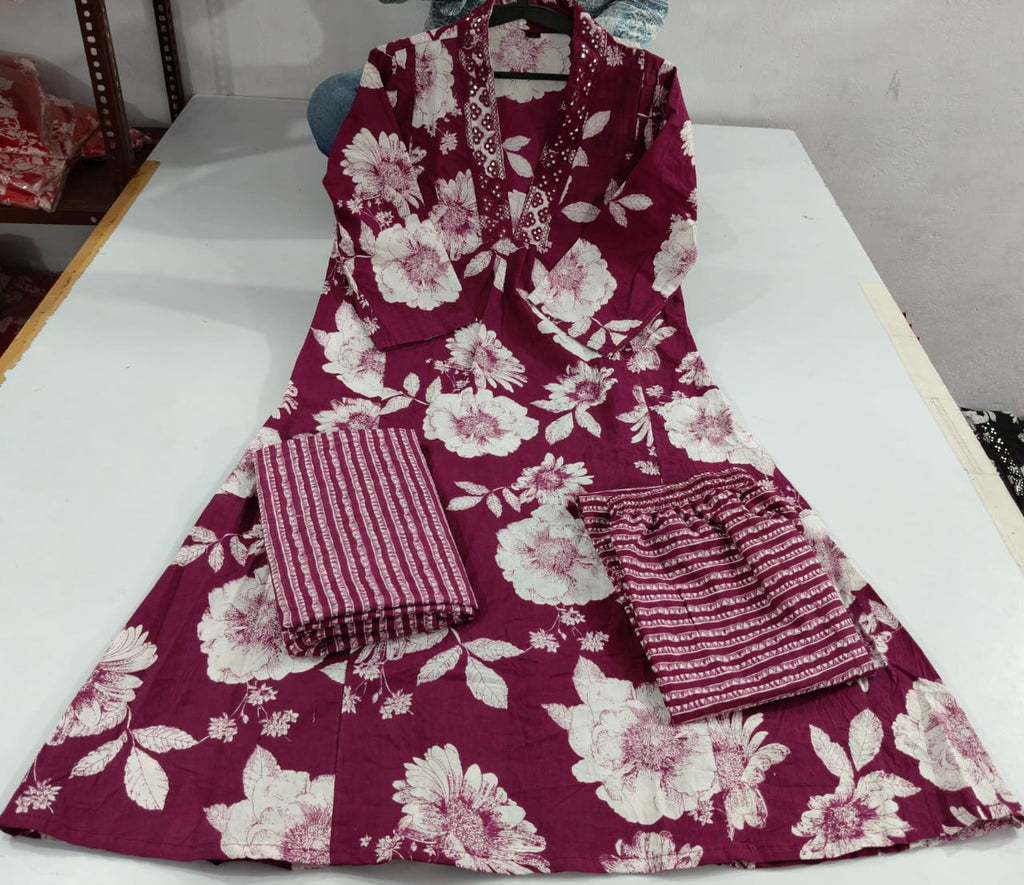 🌹🌹Pure fine Cotton fabric Havy Embroidery Work Kurti with Pant with cotton 100-100 Dupatta🌹🌹