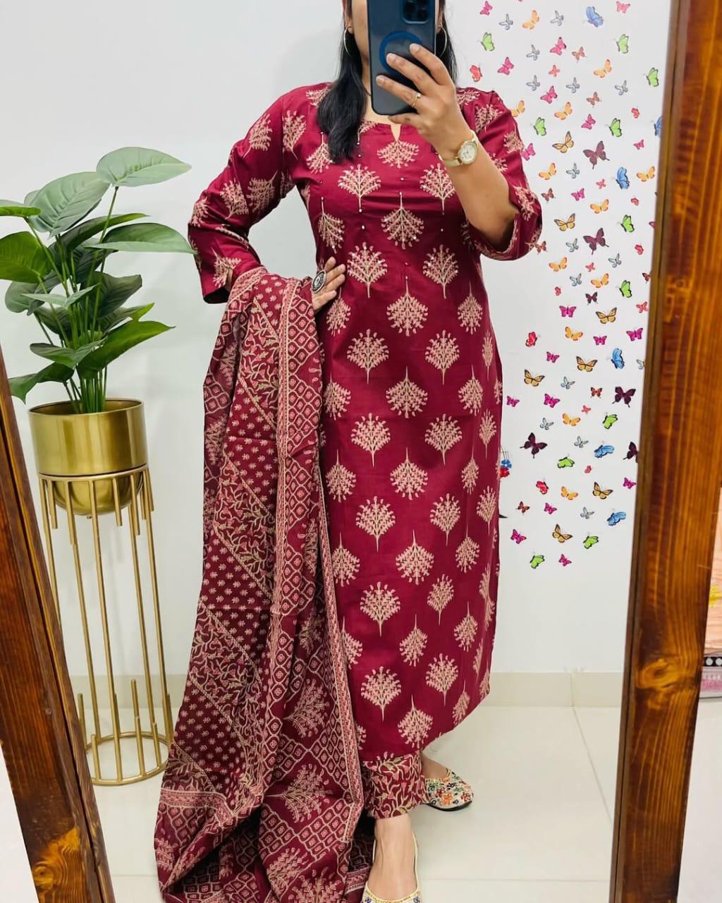 🌹🌹Pure fine Cotton fabric &nbsp; Kurti with Pant with cotton 100-100 Dupatta🌹🌹Havy sequence hand Adda work on yoke