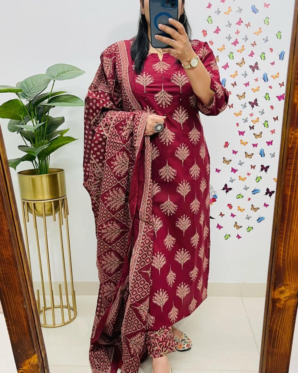 🌹🌹Pure fine Cotton fabric &nbsp; Kurti with Pant with cotton 100-100 Dupatta🌹🌹Havy sequence hand Adda work on yoke