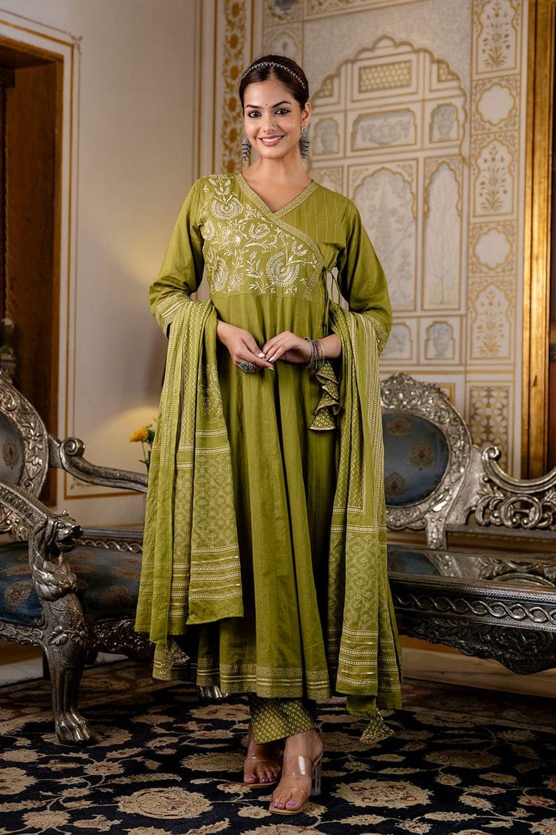 Trending Styling in Famous Floral Embroidery(PFAB1443)