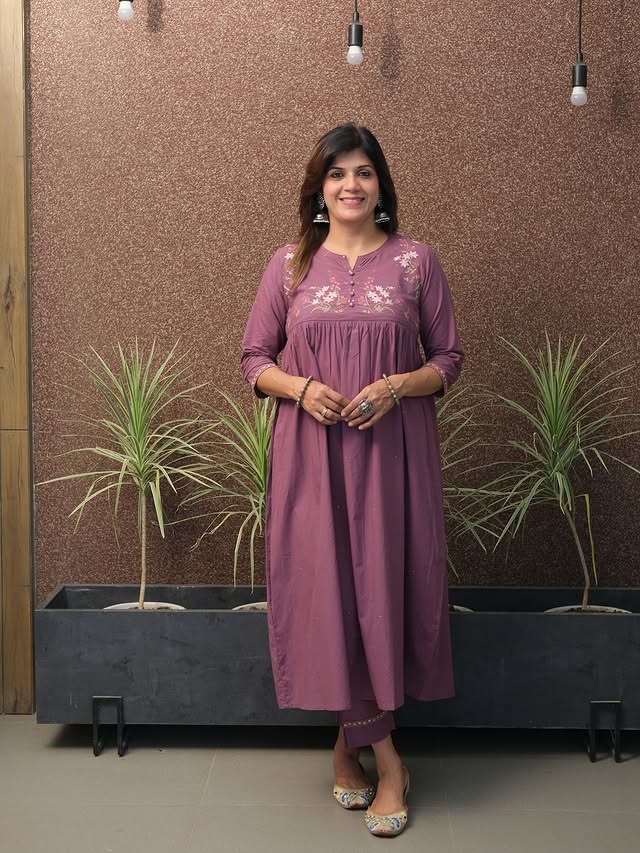 look classy and elegant with our new pure cotton collared kurta pant set(PFAB1146)