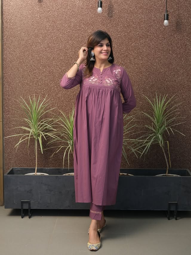look classy and elegant with our new pure cotton collared kurta pant set(PFAB1146)