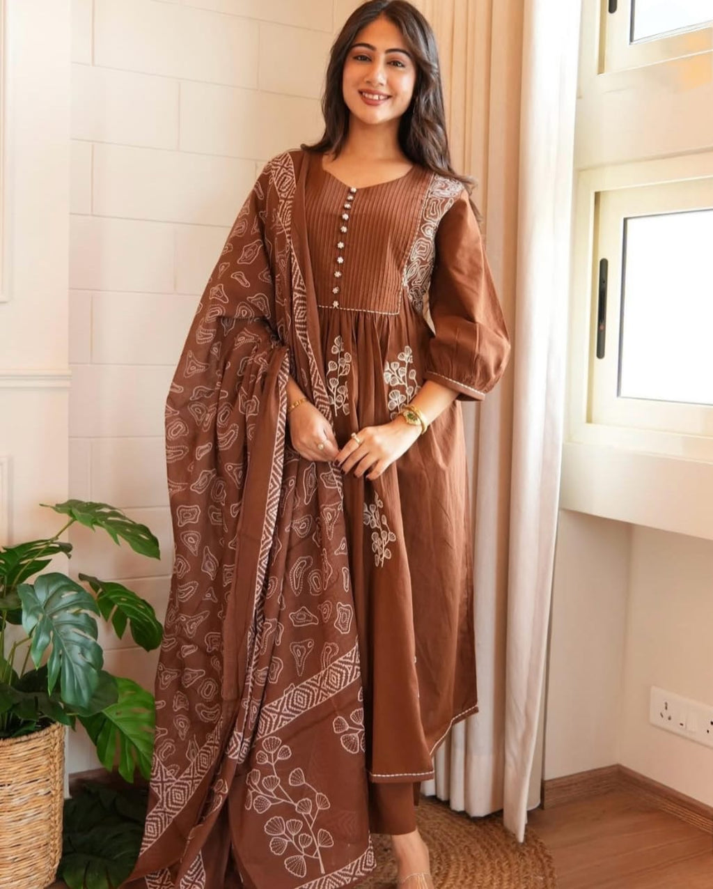 The perfect of traditional wear(PFAB1475)