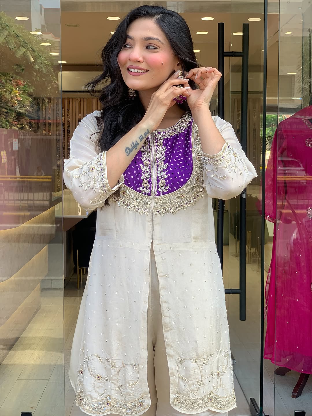 Roman-Silk  Coding Sequence Embroidered (PFAB1164)