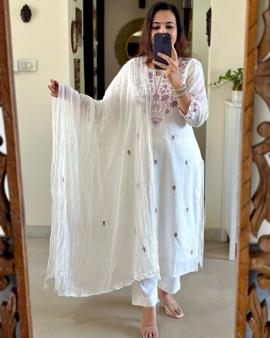 White ishq perfect for all type occasion (PFAB1485)