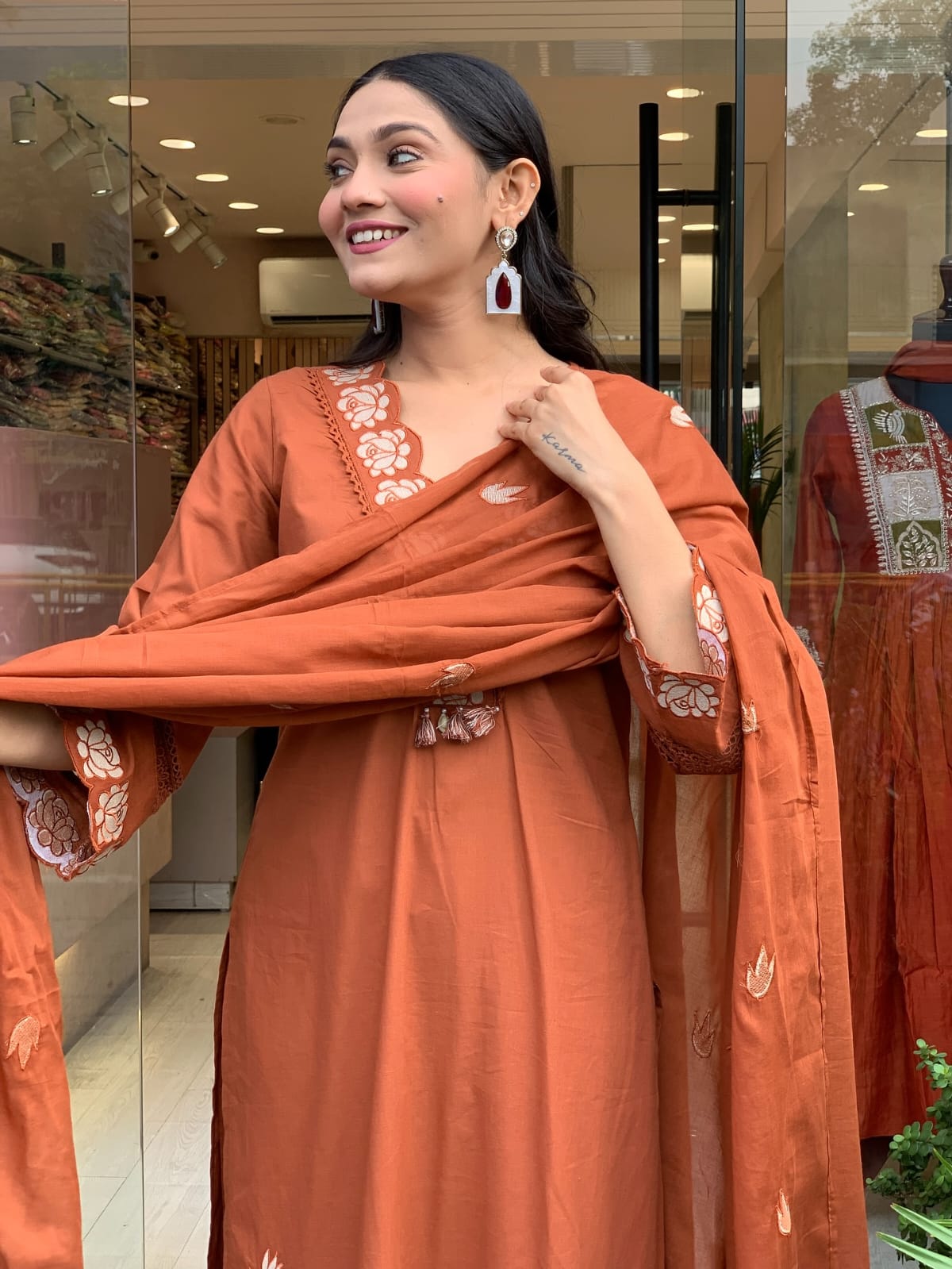 🌹🌹Pure fine Cotton fabric  Kurti with Pant with cotton 100-100 Dupatta🌹🌹 (PFAB1606)