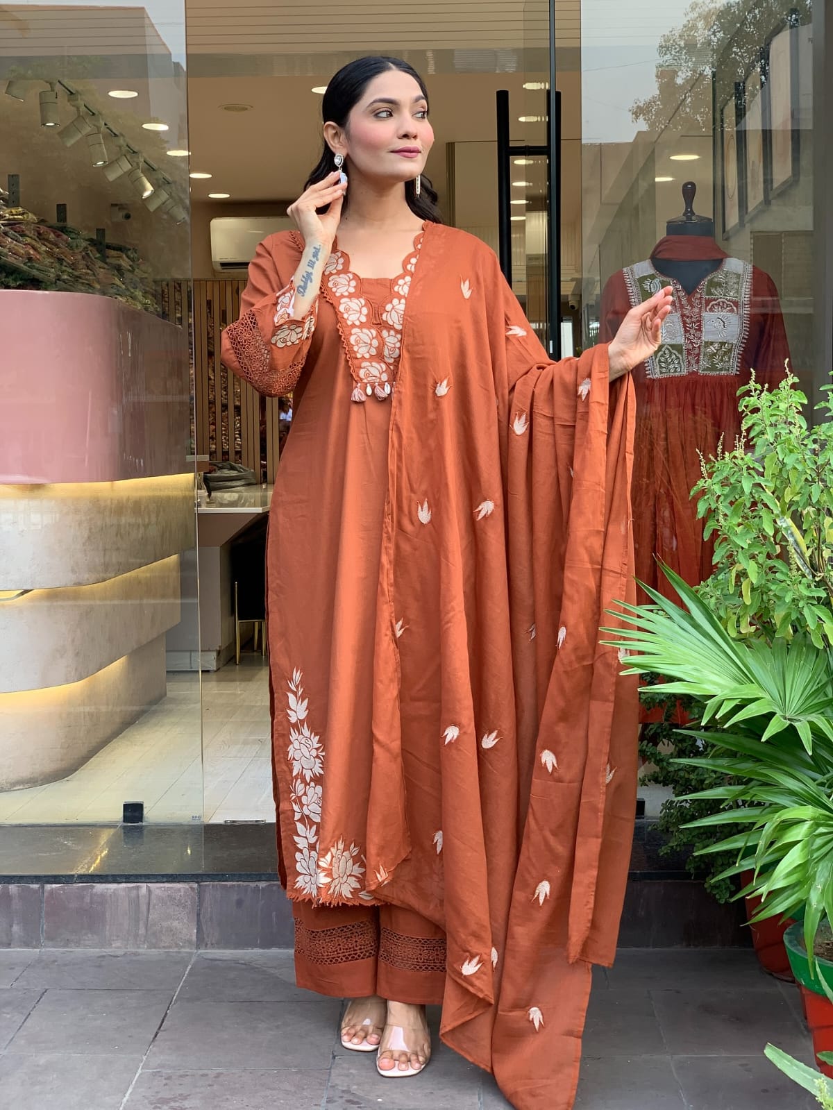 🌹🌹Pure fine Cotton fabric  Kurti with Pant with cotton 100-100 Dupatta🌹🌹 (PFAB1606)