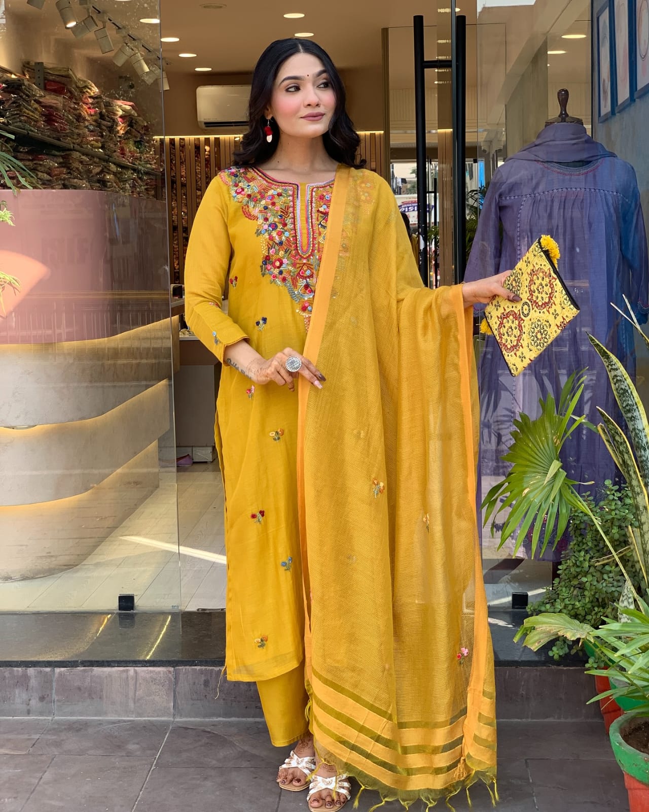 Simple yet elegant This is how we describe our latest launched dresse (PFAB11001)