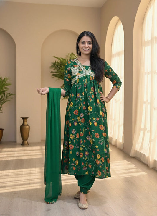 Alia Cut Chinon Suit Set